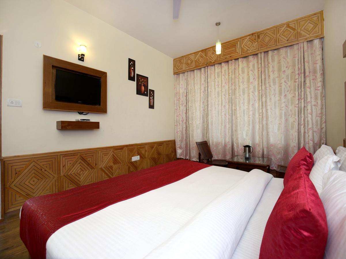 Oyo 10116 Hotel Rhythm Retreat Manāli Eksteriør bilde